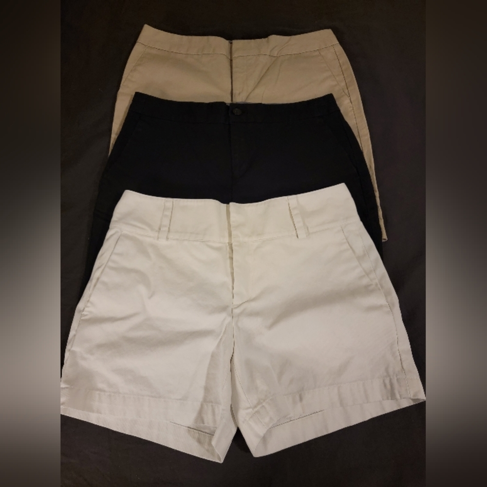 LOT Banana Republic Womens 4 Chino Shorts White Brown Black Classy Classic